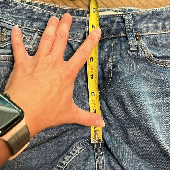 (3/$15)Banana Republic low rise denim capris size 1 petite or 25 petite. Stretch - Picture 7 of 11